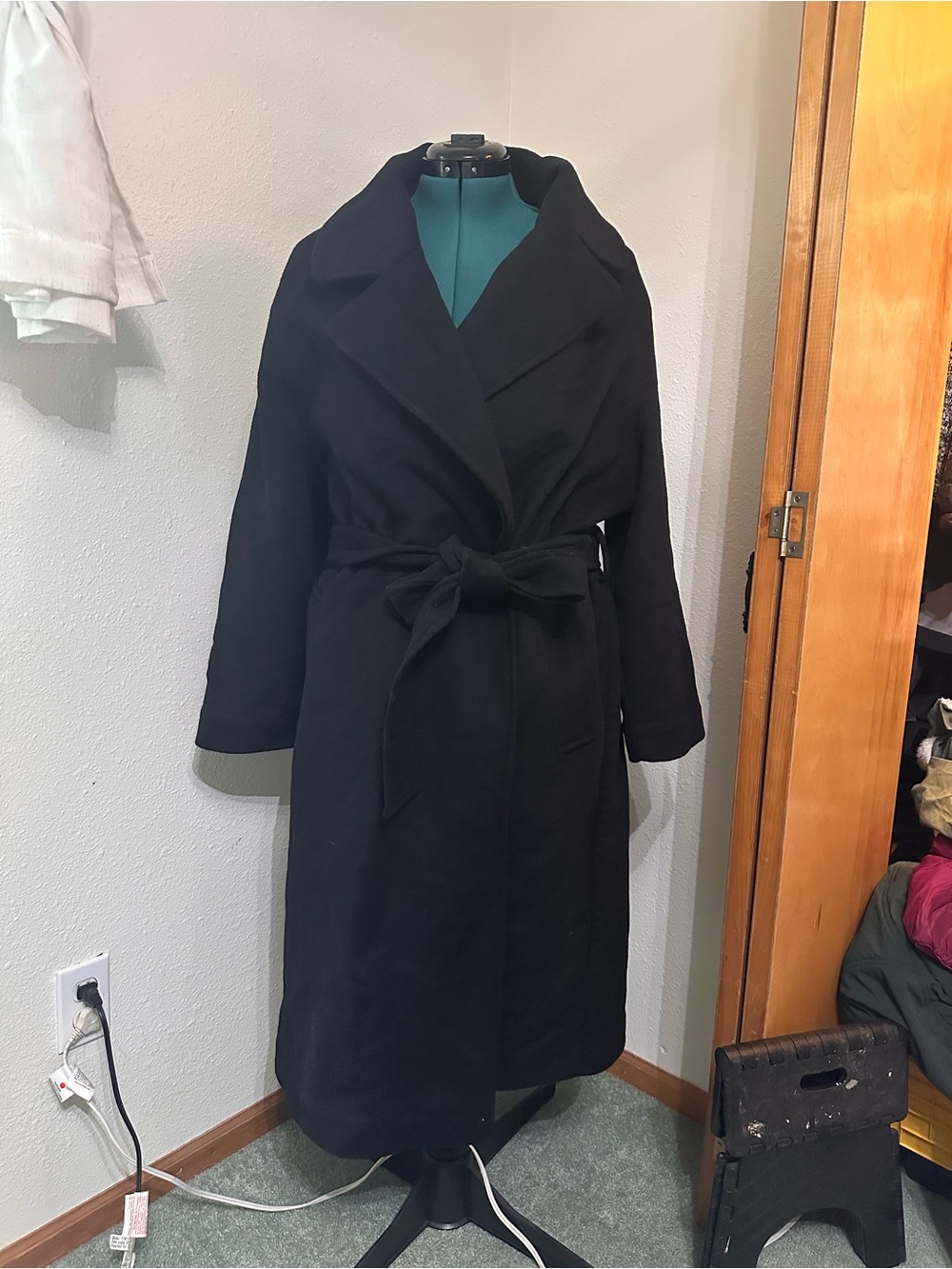 Abercrombie & Fitch Black Wrap Belted Wool Coat - Picture 1 of 2